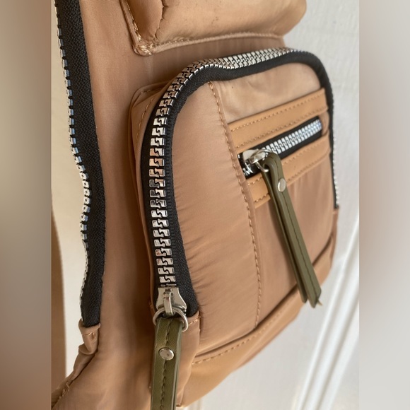 Adrienne Vittadini® Tan
Sport Collection Unisex Nylon Sling
Bag - Picture 6 of 7